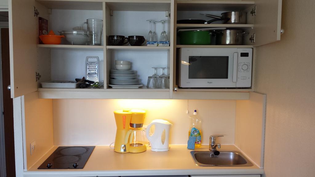 Private - Paris - La Defense * Courbevoie